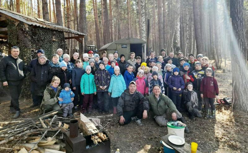 Клуб, который объединяет