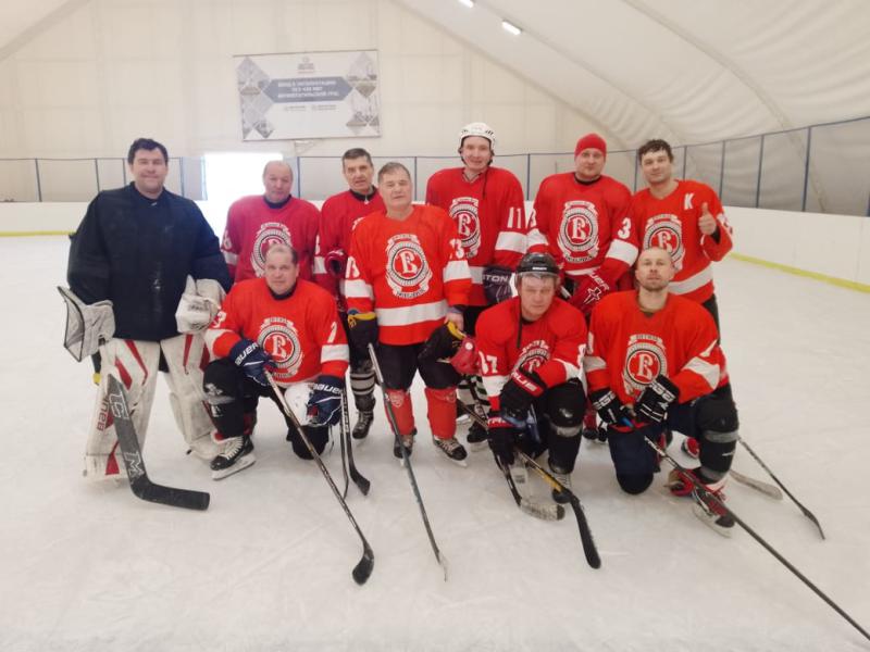 Суровый бой вели ледовые дружины