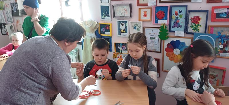 Всякому молодцу мастерство к лицу