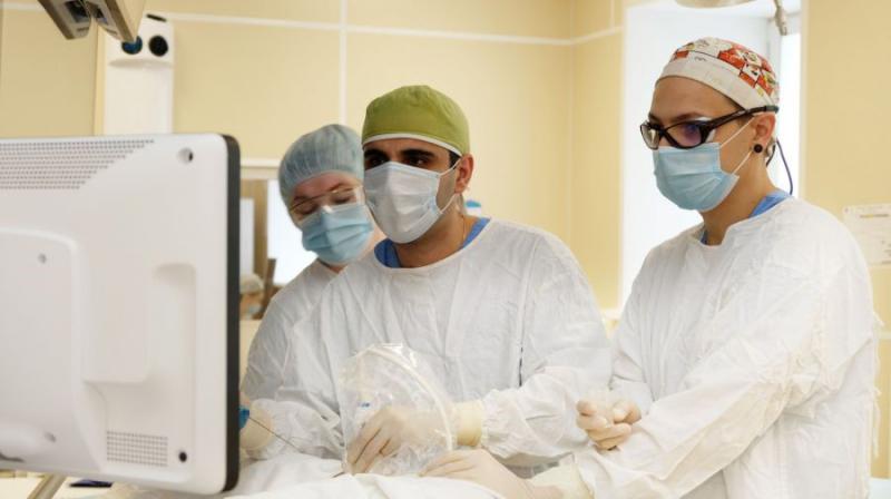 Свердловские онкологи первыми в УрФО освоили новые аблятивные методики для малотравматичного лечения опухолей лёгкого и печени