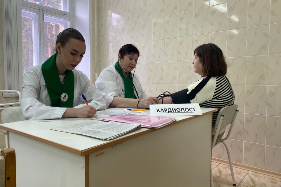 Более 220 жителей отдалённых территорий Свердловской области прошли обследование благодаря автопоезду здоровья «Добро в село»