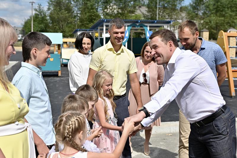 Евгений Куйвашев лично проверил, как выполнено его поручение по капитальному ремонту детского сада в Волчанске