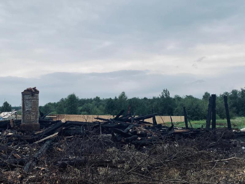 Страшный пожар произошел в Шайдурихе вечером 12 июля. Огонь уничтожил 41 строение и унес одну жизнь. 